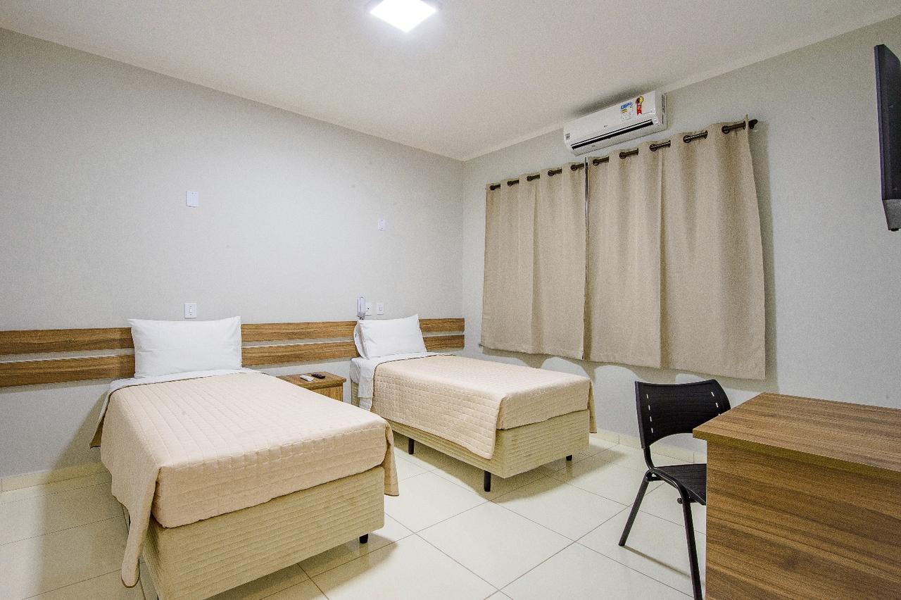 Gabira Hotel Buritama エクステリア 写真